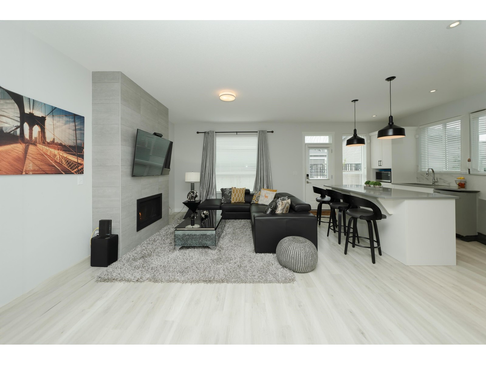 20286 82a Avenue, Langley, BC, V2Y 0Z1