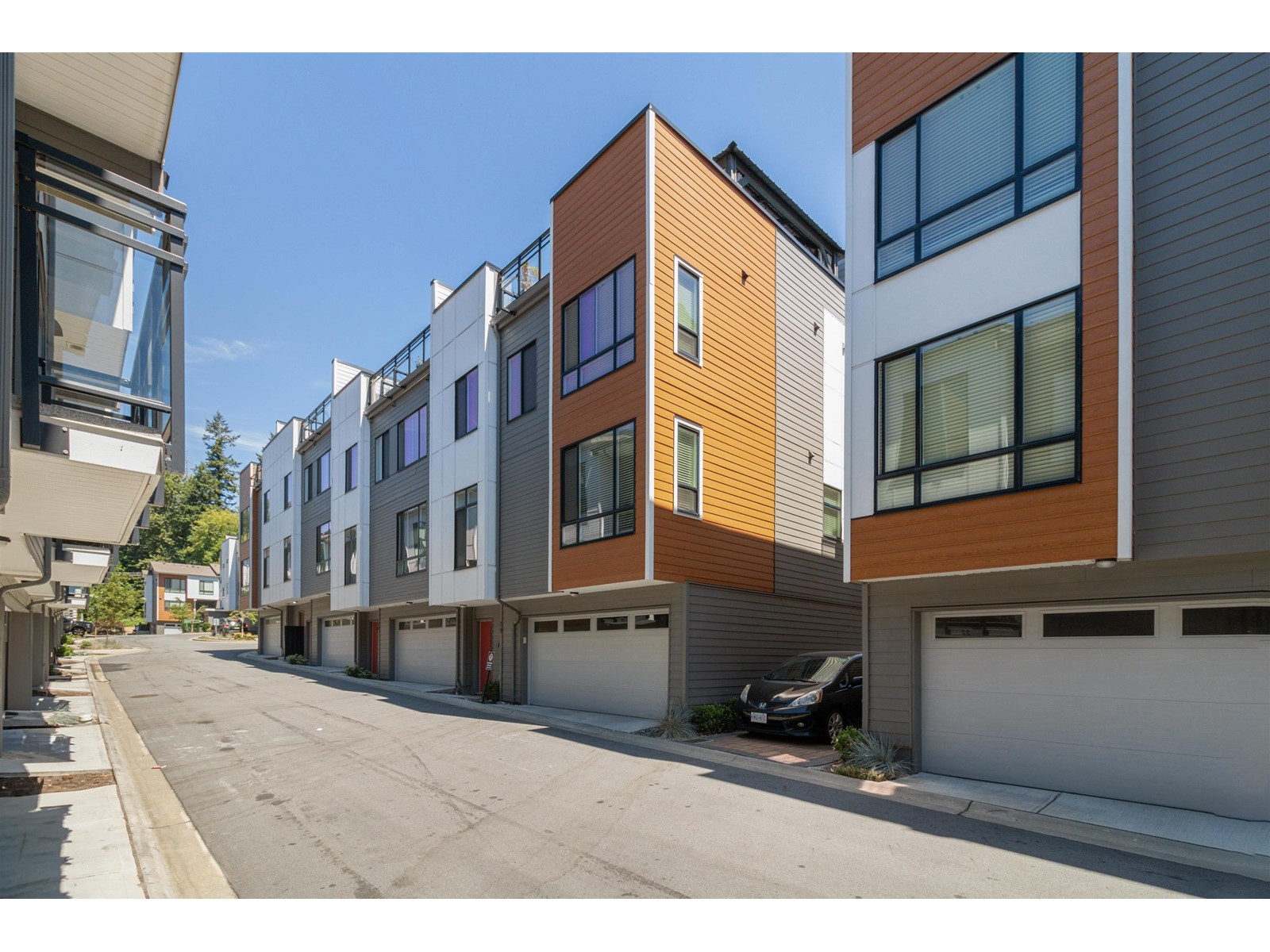 79-16433 19 Avenue, Surrey, BC, V3Z 0Z1