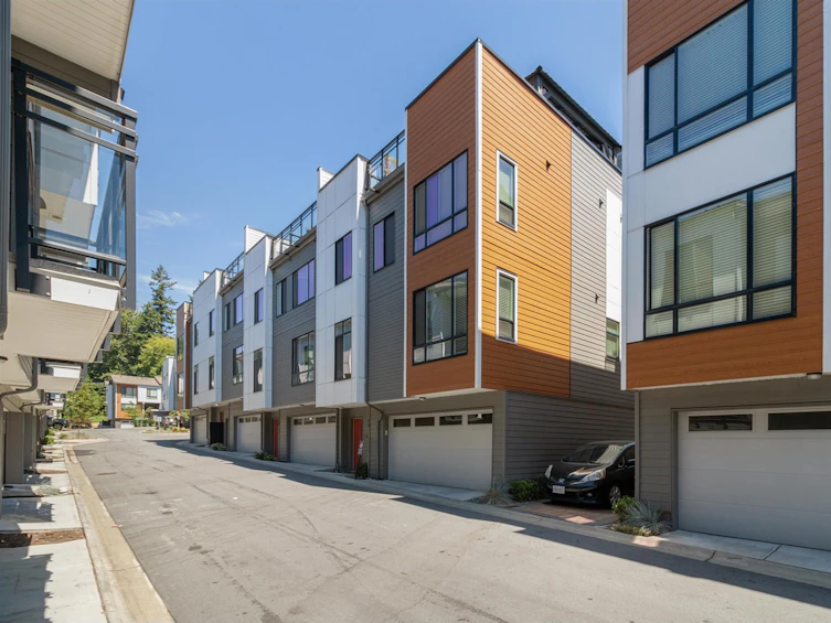 79-16433 19 Avenue, Surrey, BC, V3Z 0Z1
