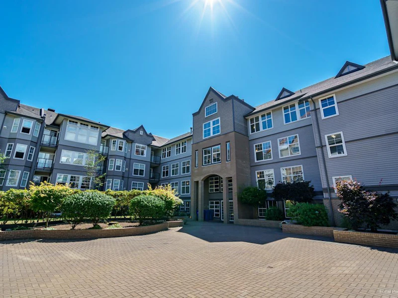 110 - 20200 56th Avenue, Langley BC V3A 8S1