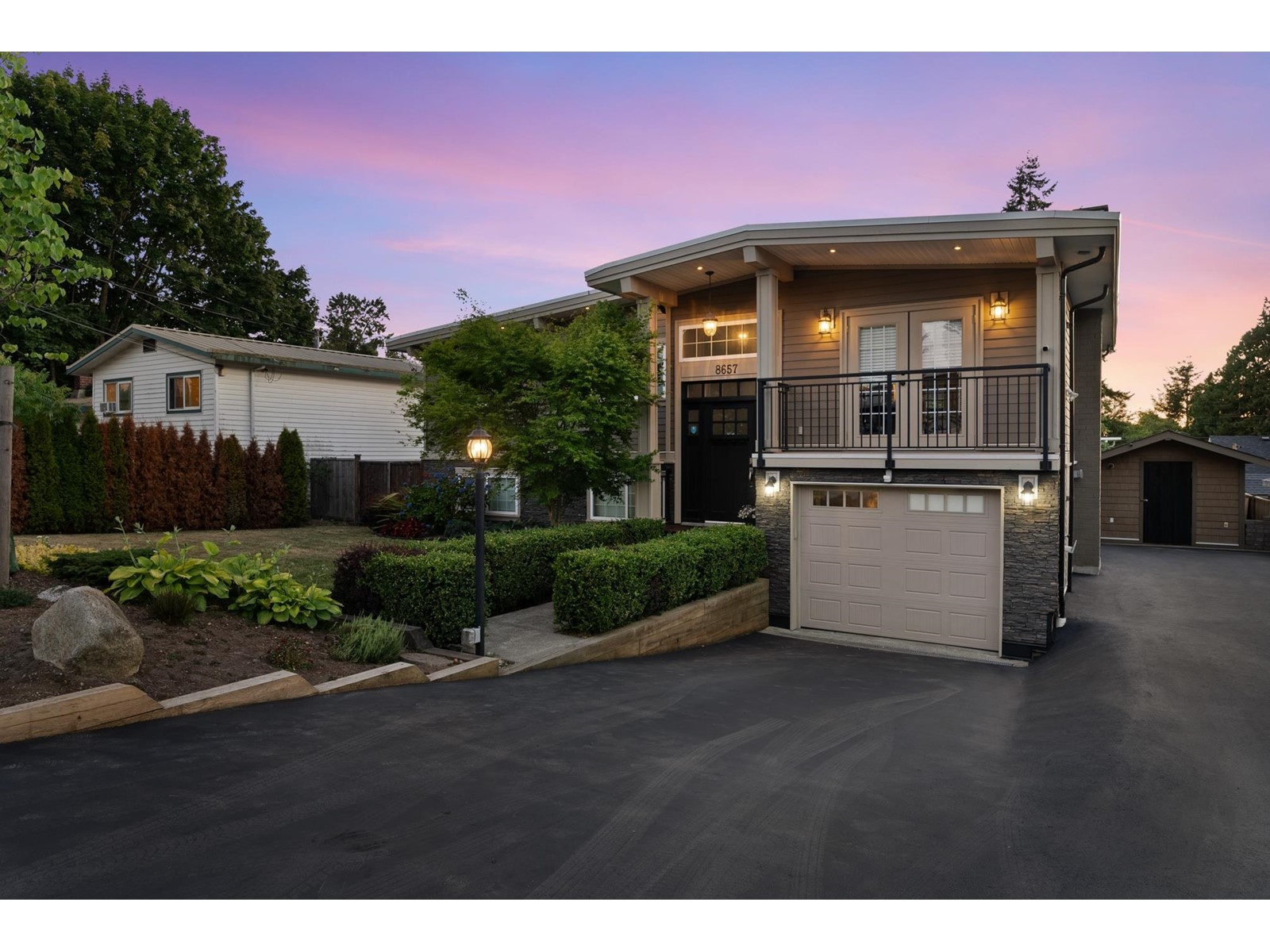 8657 111 Street, Delta, BC, V4C 4N5