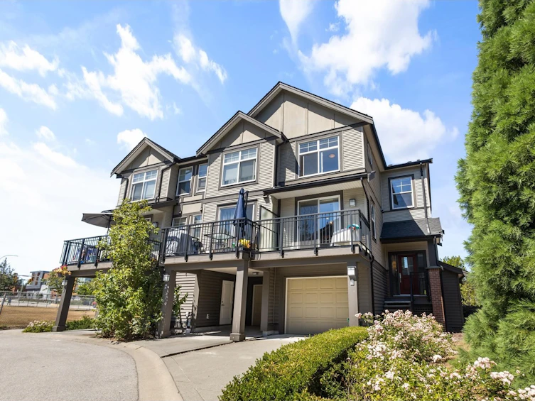 15-15788 104th Avenue, Surrey, BC, V4N 6M6