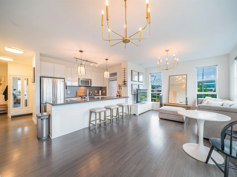 329 - 15168 33rd Avenue, Surrey BC