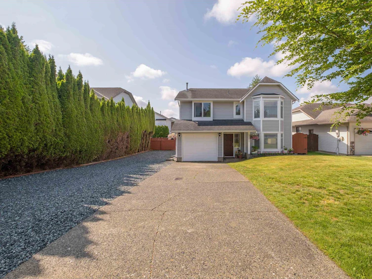 27422 33 Avenue, Langley, BC, V4W 3J2