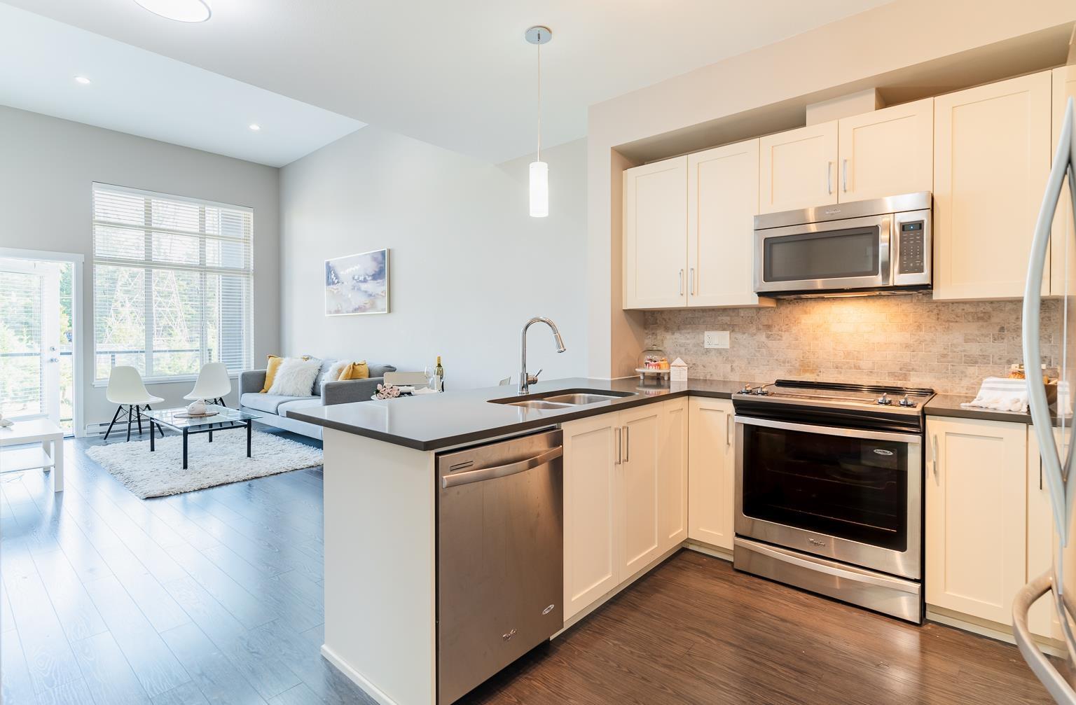 504-2855 156 Street, Surrey, BC, V3Z 3Y3