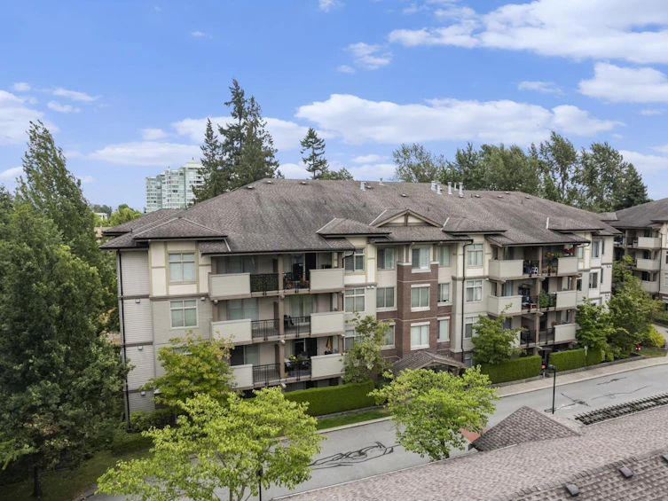 210-10092 148, Surrey, BC, V3R 4G7