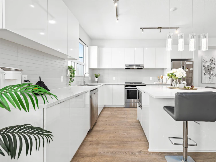 94-15111 Edmund Drive Drive, Surrey, BC, V3S 0A5