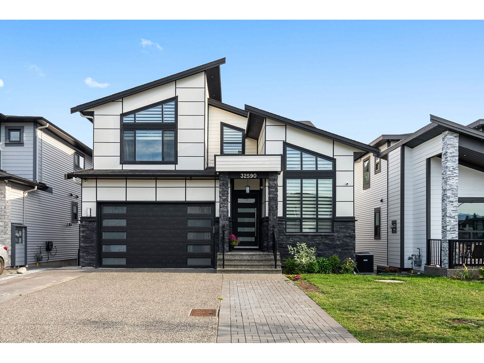 32590 Lissimore Avenue, Mission, BC, V2V 0H7