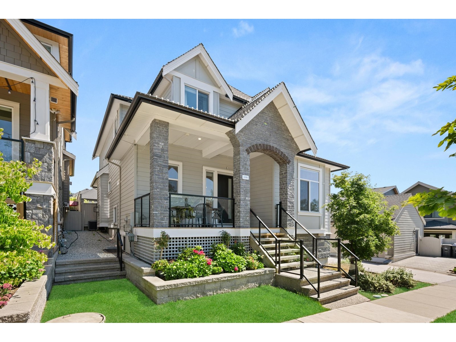 2182 164a Street, Surrey, BC, V3Z 0V5