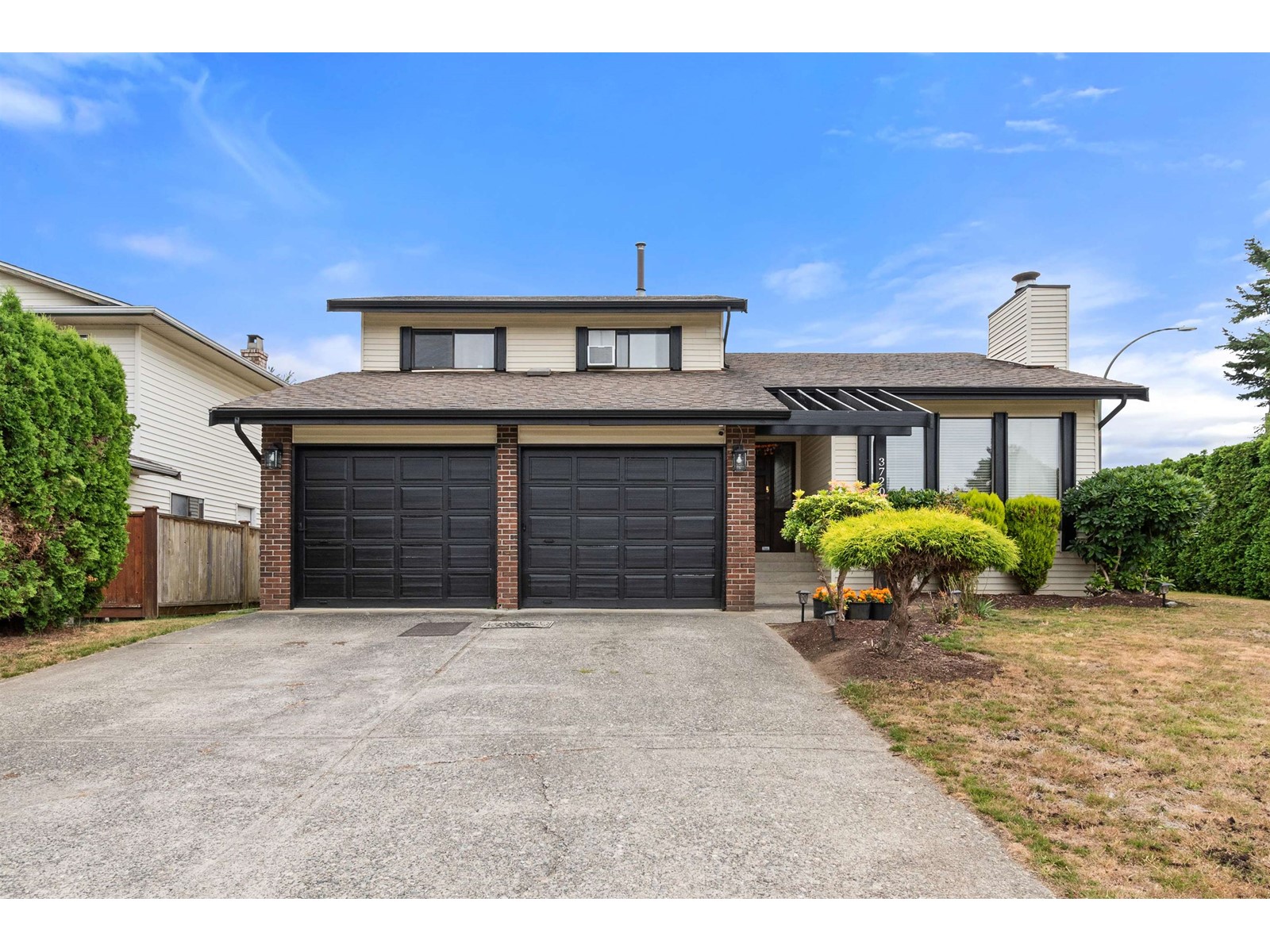 3720 Nanaimo Crescent, Abbotsford, BC, V2T 4Z7