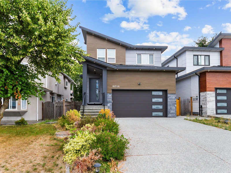 11701 74th Avenue, Delta BC V4C 1E6