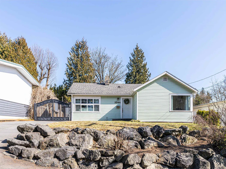 2544 Campbell Avenue, Abbotsford, BC, V2S 4A4