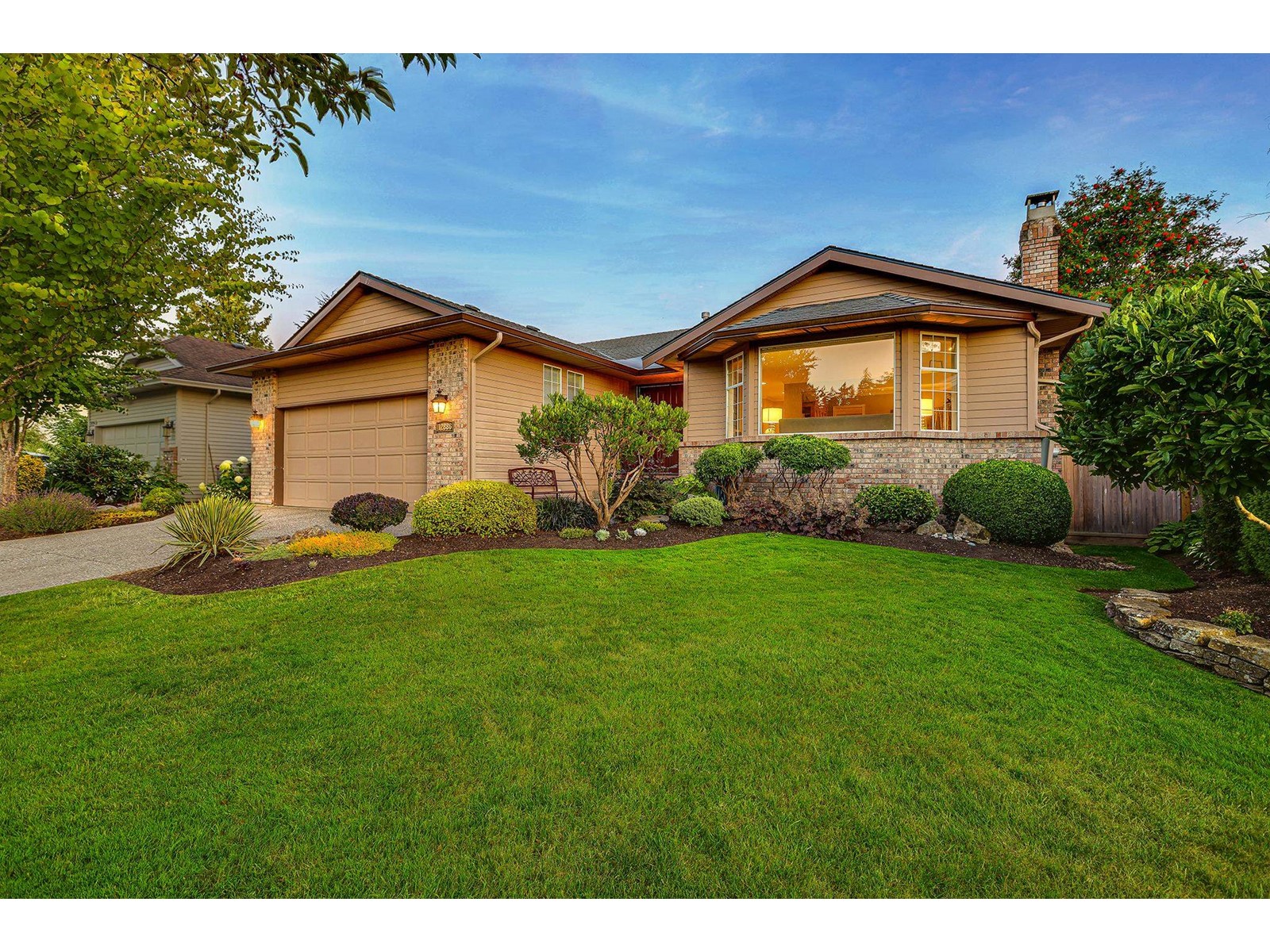 12886 19a Avenue, Surrey, BC, V4A 8P1