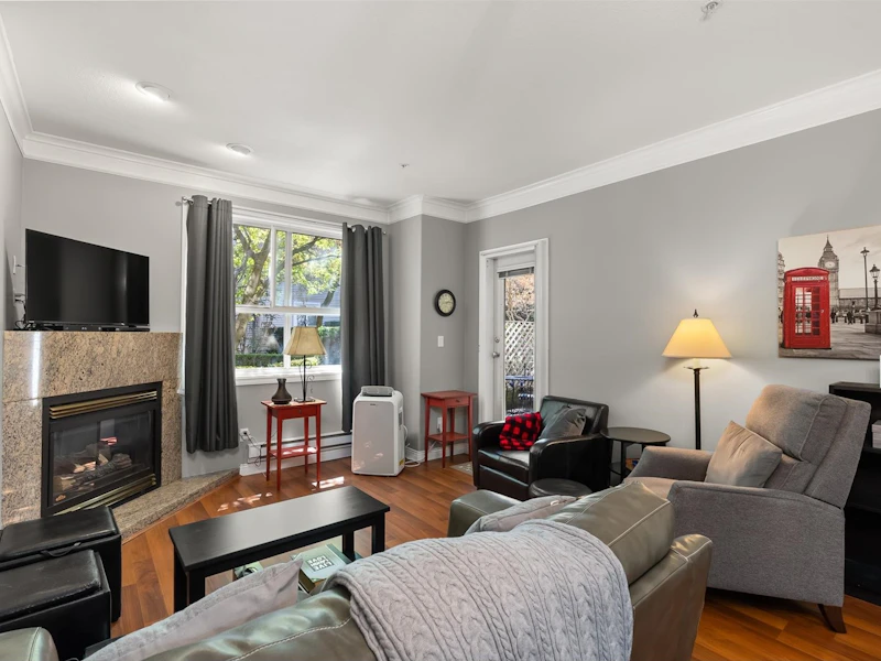 101 - 8115 121a Street, Surrey BC V3W 1J2