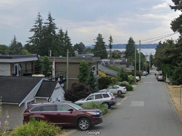 972 Finlay Street, Surrey, BC, V4B 4K4