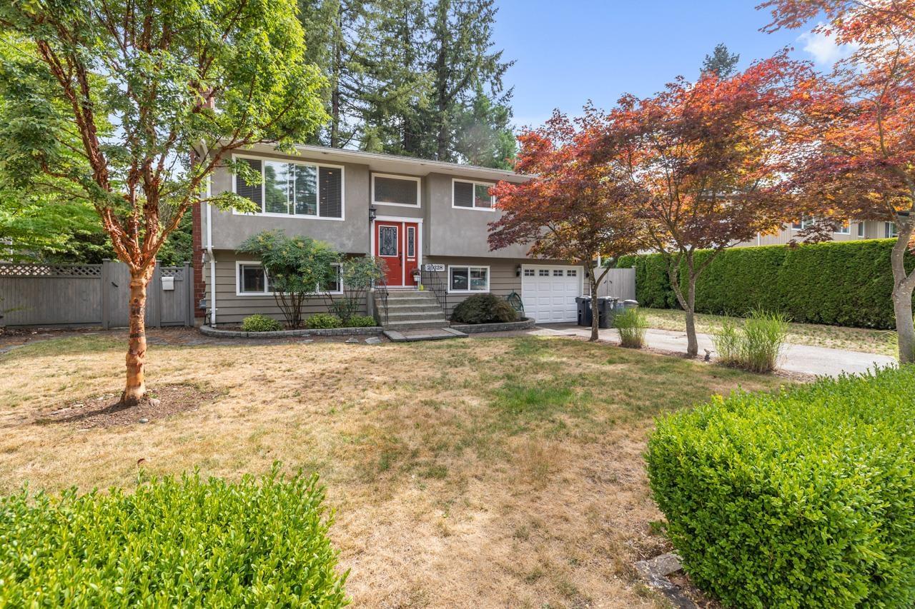 20328 36b Avenue, Langley, BC, V3A 2S2
