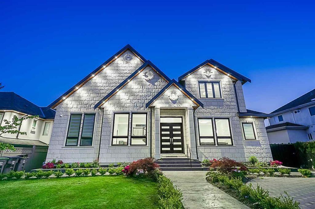 13516 84 Avenue, Surrey, BC, V3W 3H2