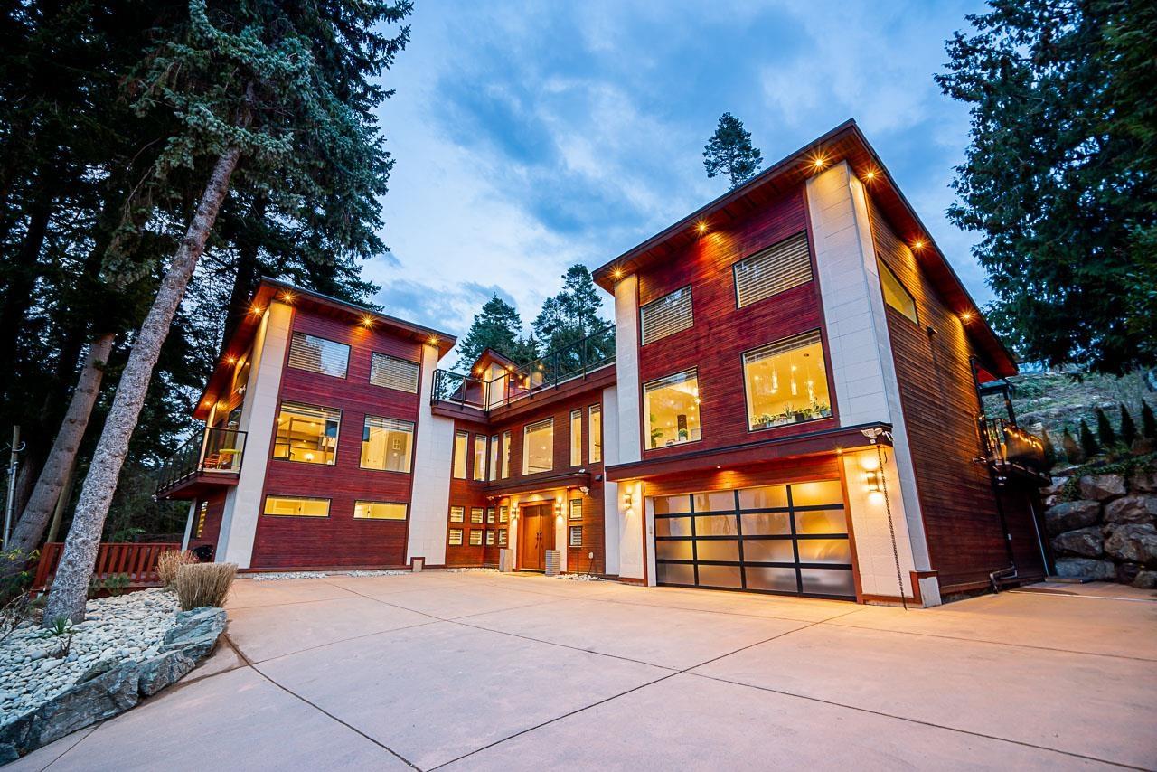 2800 Bayview Street, Surrey, BC, V4A 2Z4