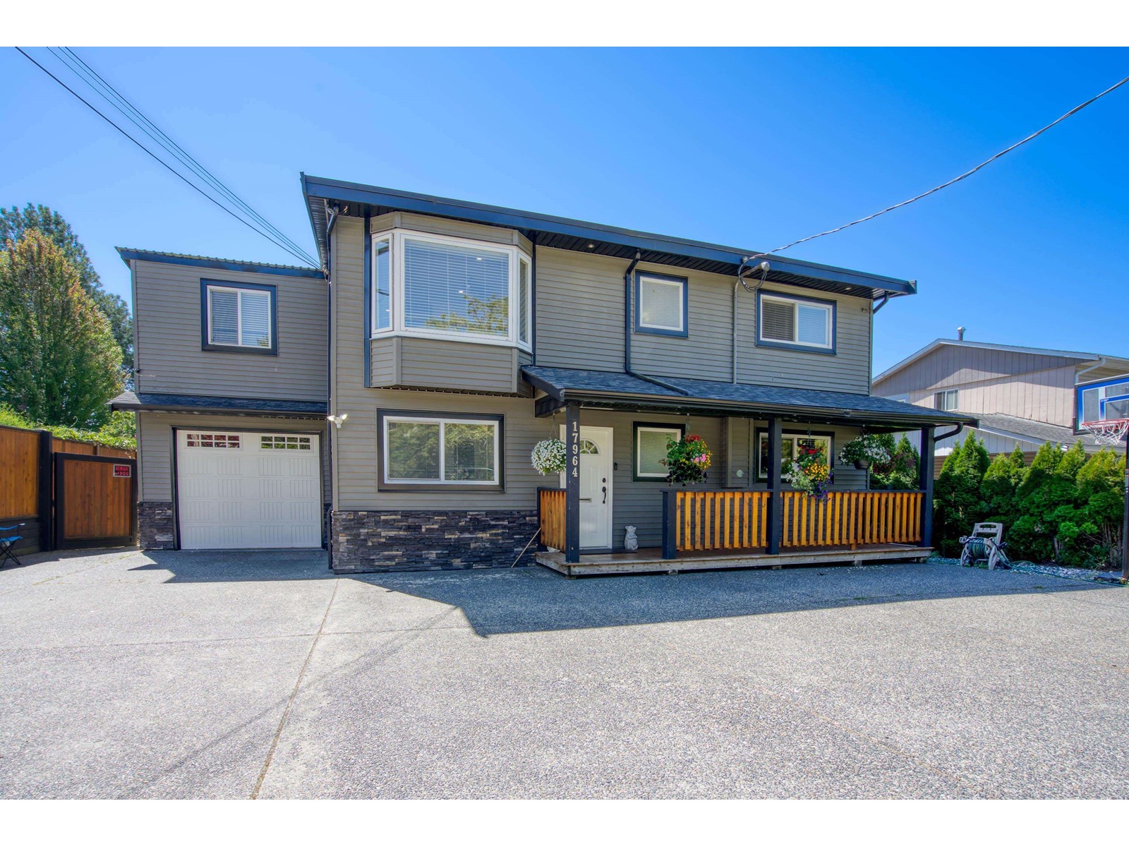 17964 58 Avenue, Surrey, BC, V3S 1L7