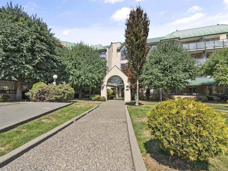 202 - 2964 Trethewey Street, Abbotsford BC V2T 6P4