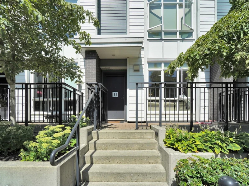 TH11 - 10290 133rd Street, Surrey BC V3T 3Z1