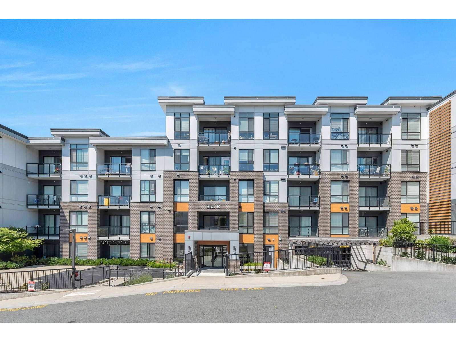 B005-20087 68 Avenue, Langley, BC, V2Y 0Y3
