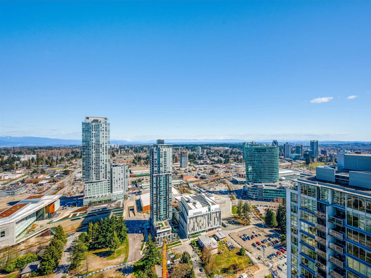 3601-13308 Central Avenue, Surrey, BC, V3T 0M4