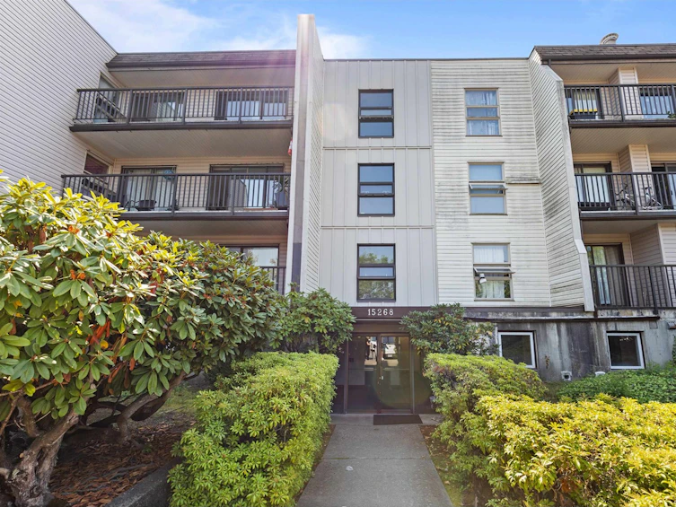 212-15268 100 Avenue, Surrey, BC, V3R 7V1