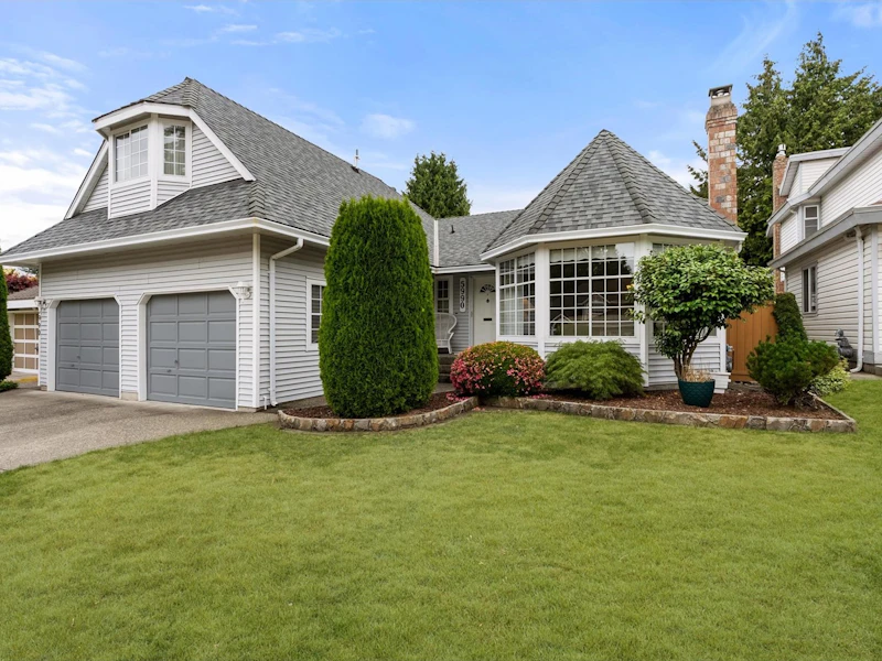 5990 Southpark Court, Surrey BC V3X 2B8