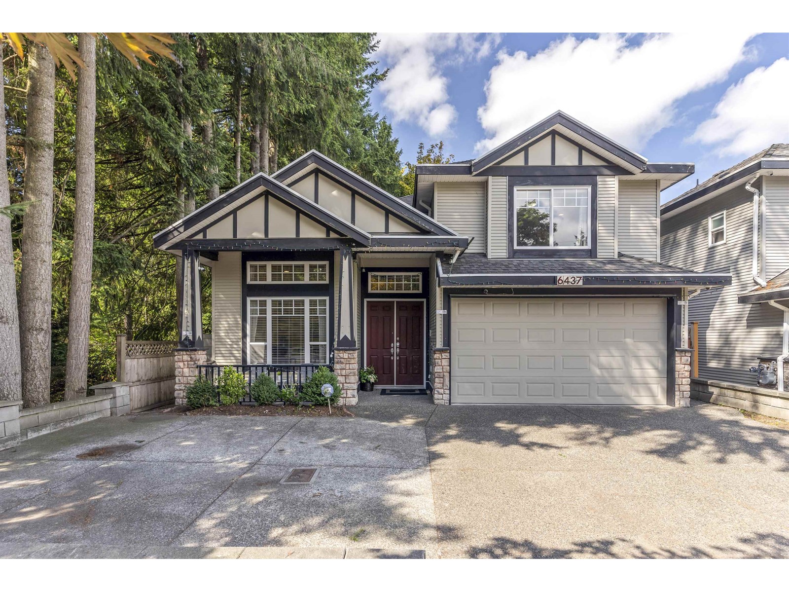 6437 142 Street, Surrey, BC, V3W 5M5