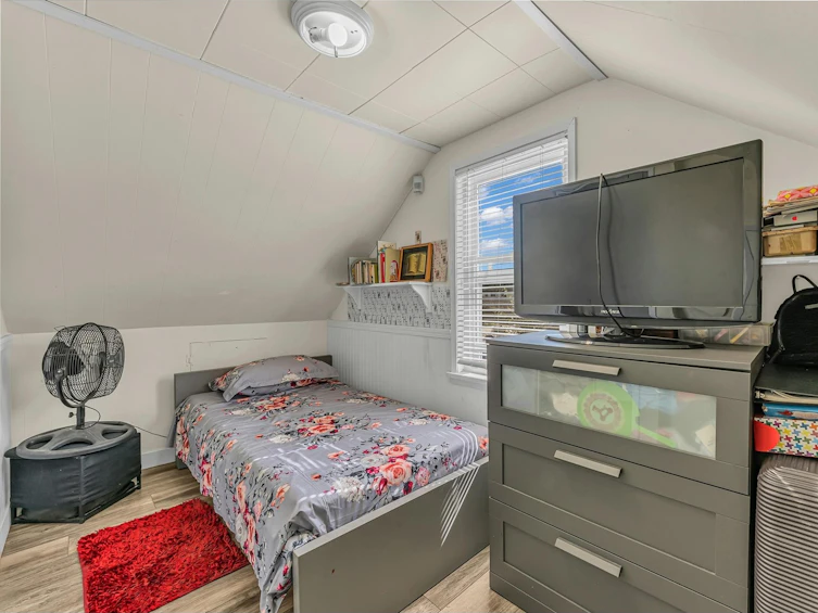 12684 114b Avenue, Surrey, BC, V3R 5V2