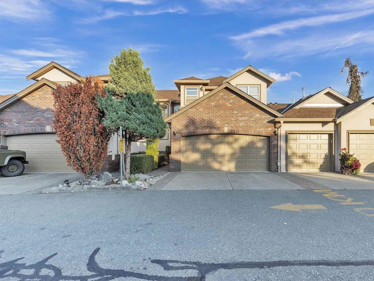 32-2525 Yale, Abbotsford, BC, V2S 8G9