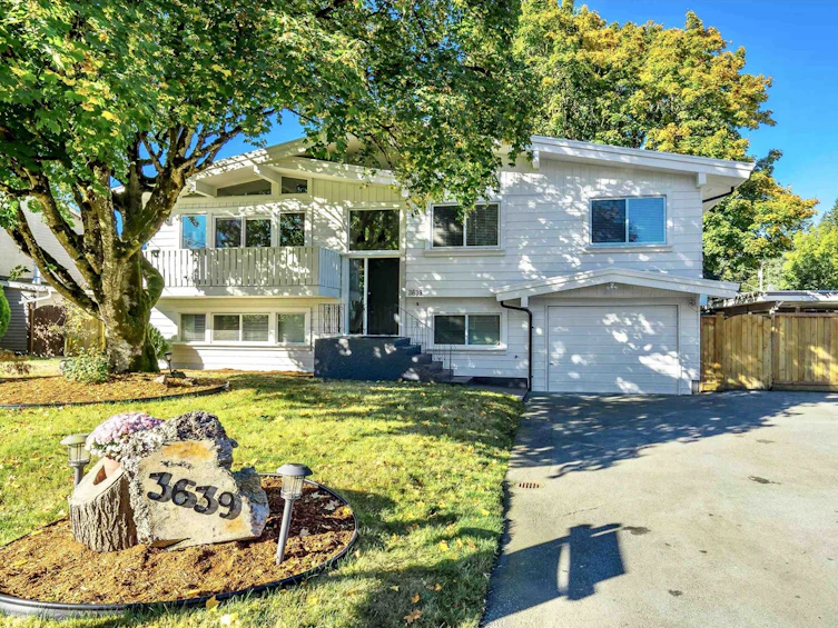 3639 197 Street, Langley, BC, V3A 1B2