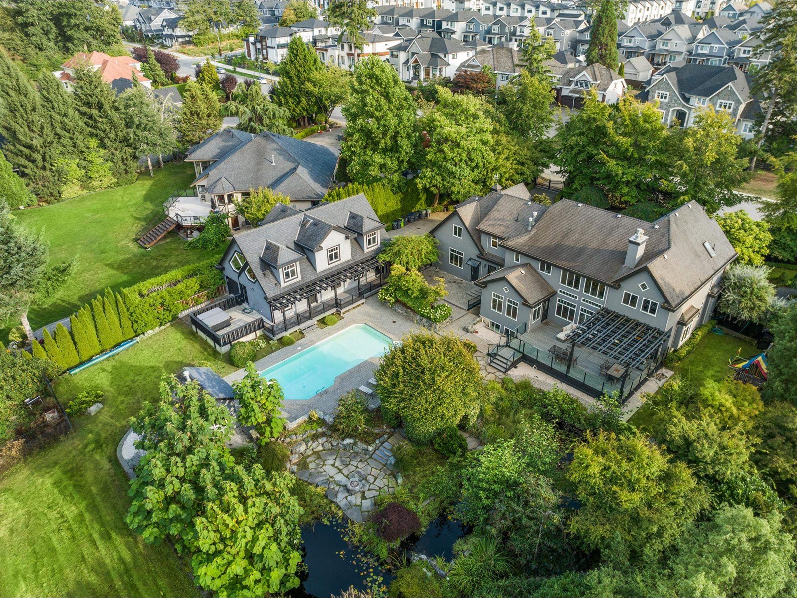 16505 26 Avenue, Surrey, BC, V3Z 9W9