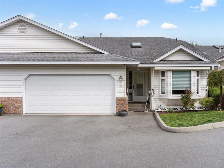 10-3054 Trafalgar Street, Abbotsford, BC, V2S 7X6