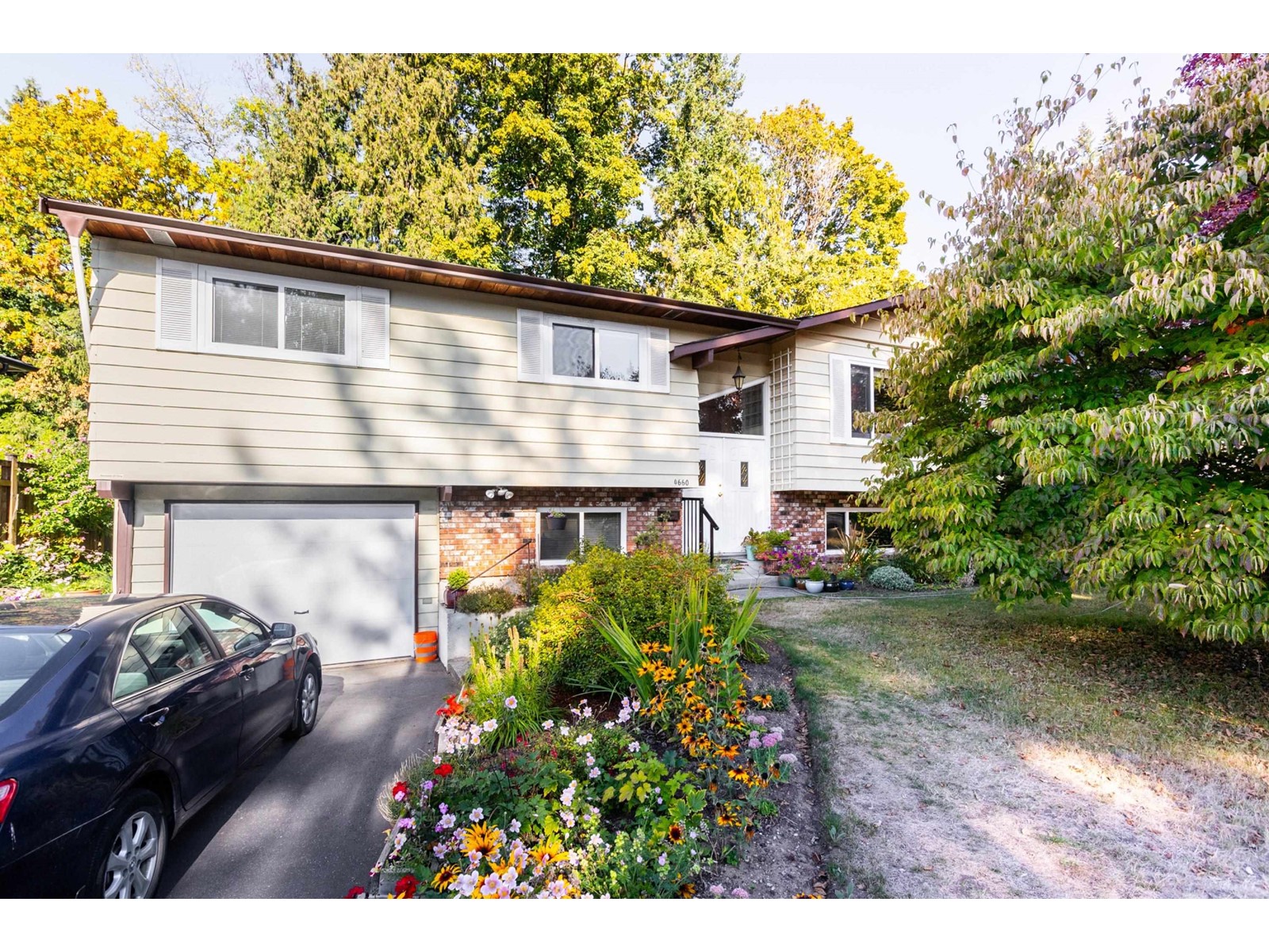 4660 203 Street, Langley, BC, V3A 5J7