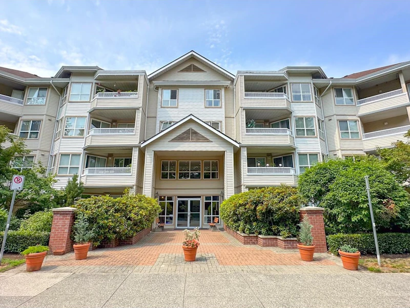 309 - 8139 121a Street, Surrey BC V3W 0Z2