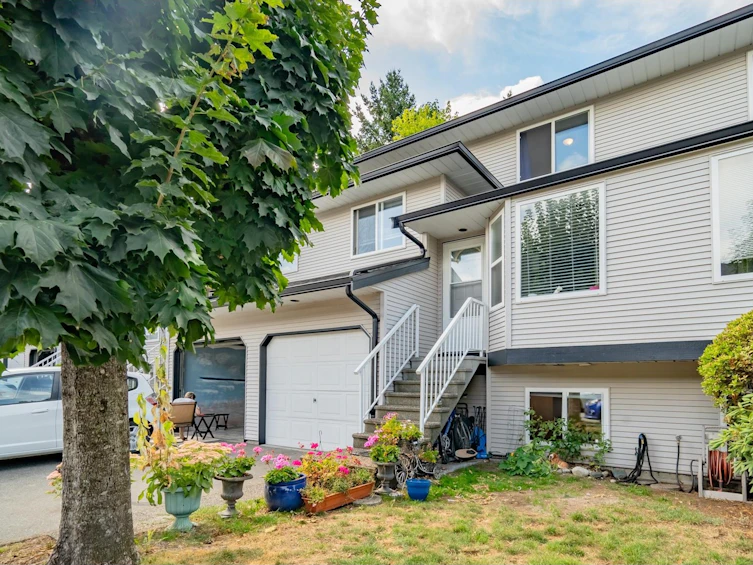 17-34332 Maclure Road, Abbotsford, BC, V2S 7S8