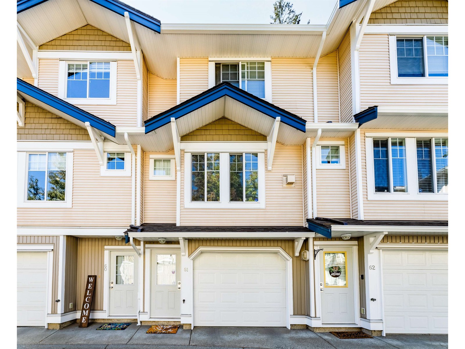 61-6533 121 Street, Surrey, BC, V3W 1M5