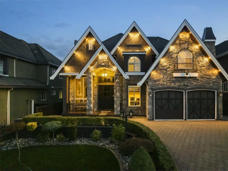 16450 87a Avenue, Surrey, BC, V4N 1E7