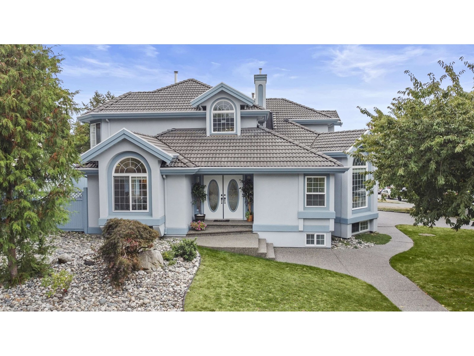 7888 154 Street, Surrey, BC, V3S 8N8