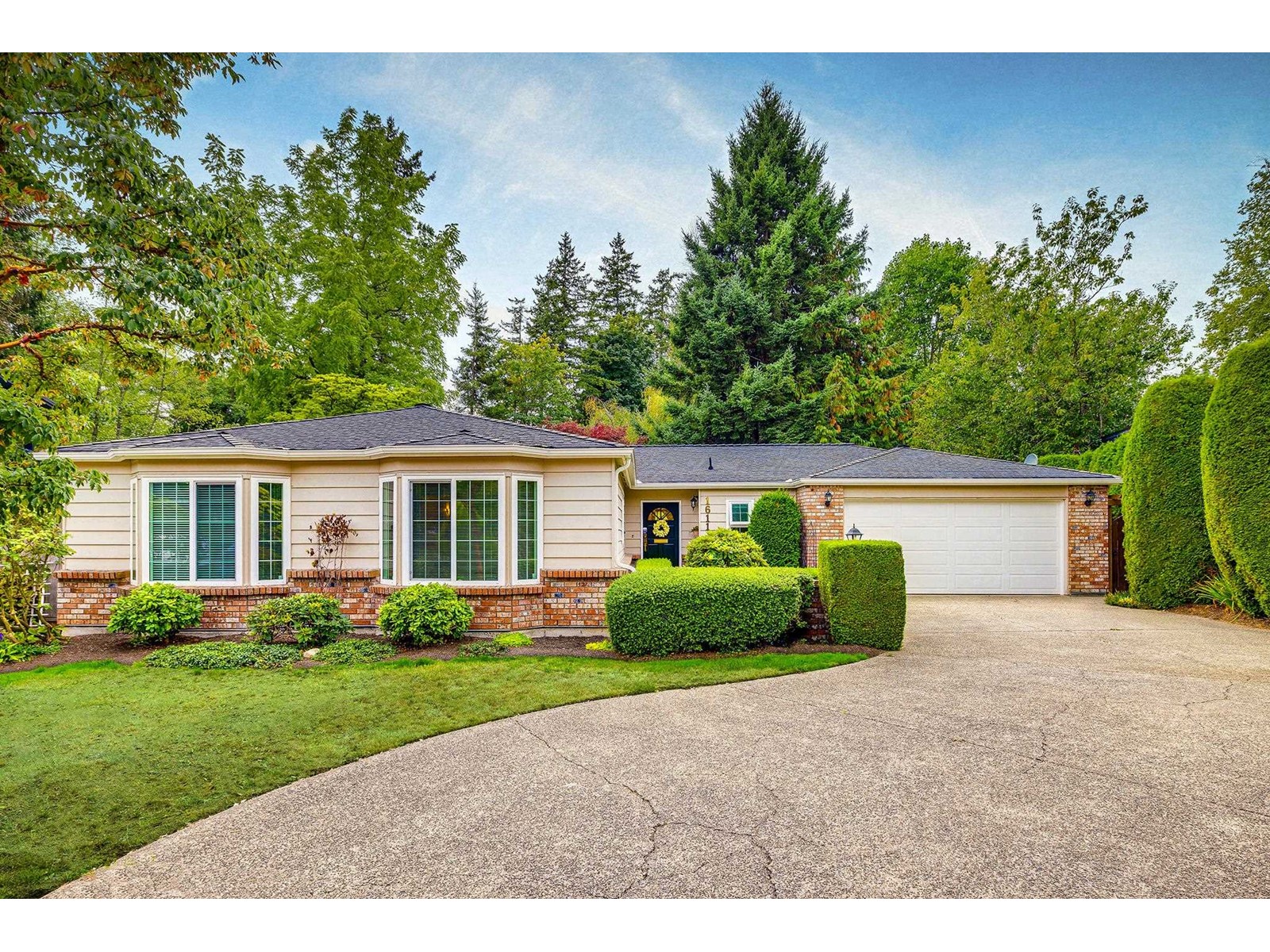 1611 133a Street, Surrey, BC, V4A 6H5