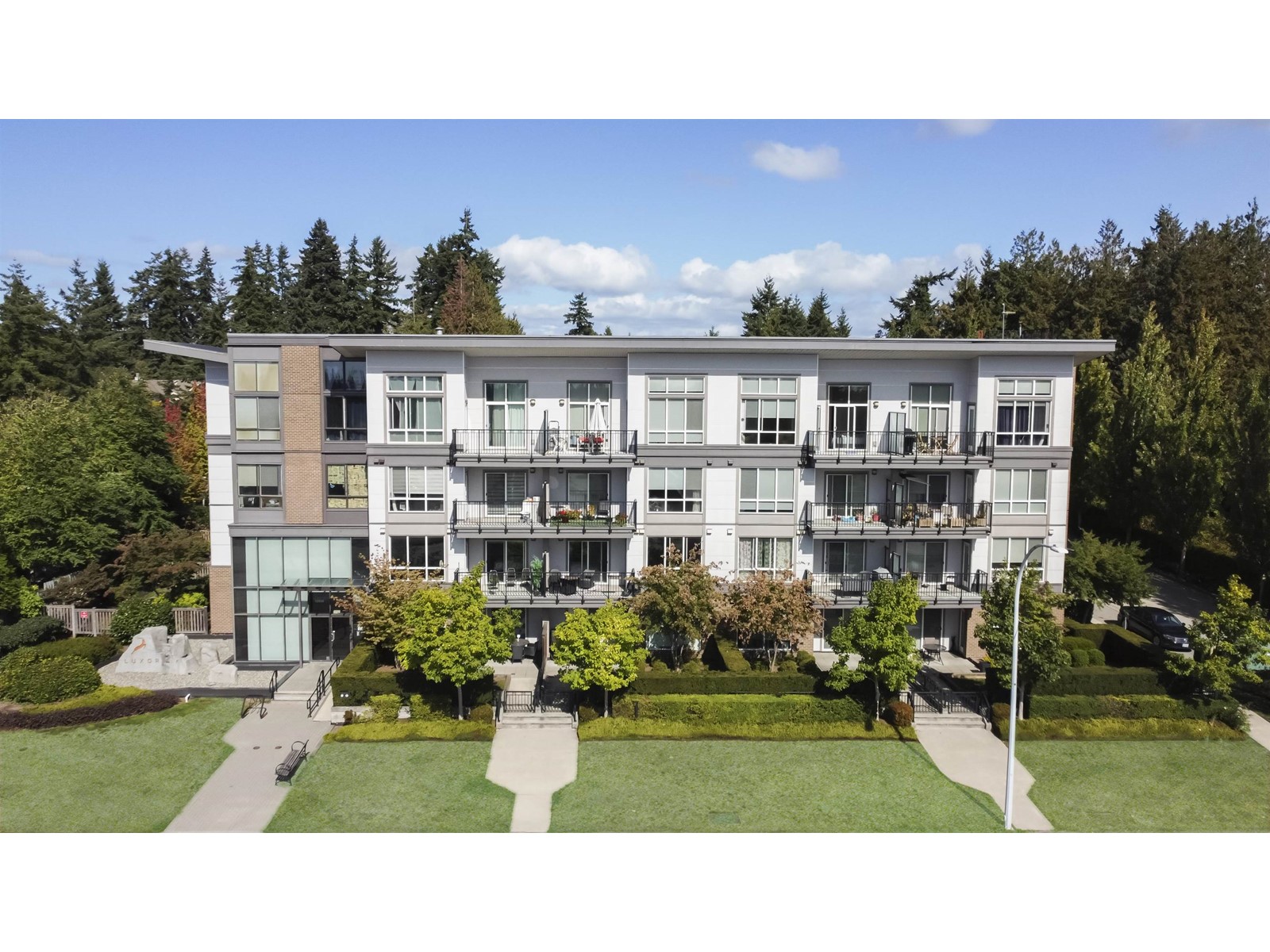 417-12039 64, Surrey, BC, V3W 3M5
