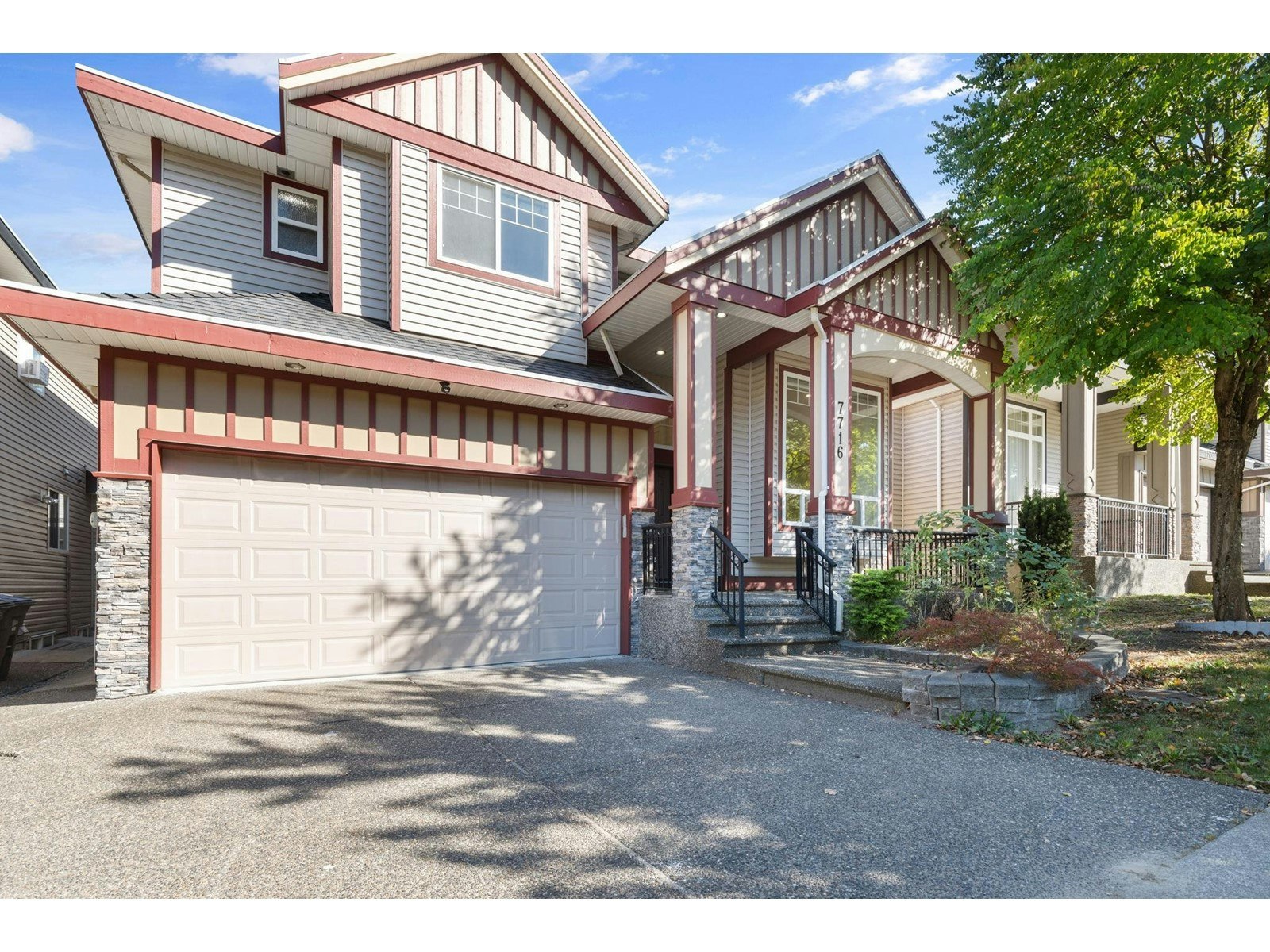7716 146 Street, Surrey, BC, V3S 2T6