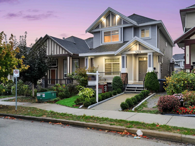 14914 71a Avenue, Surrey, BC, V3S 2E5