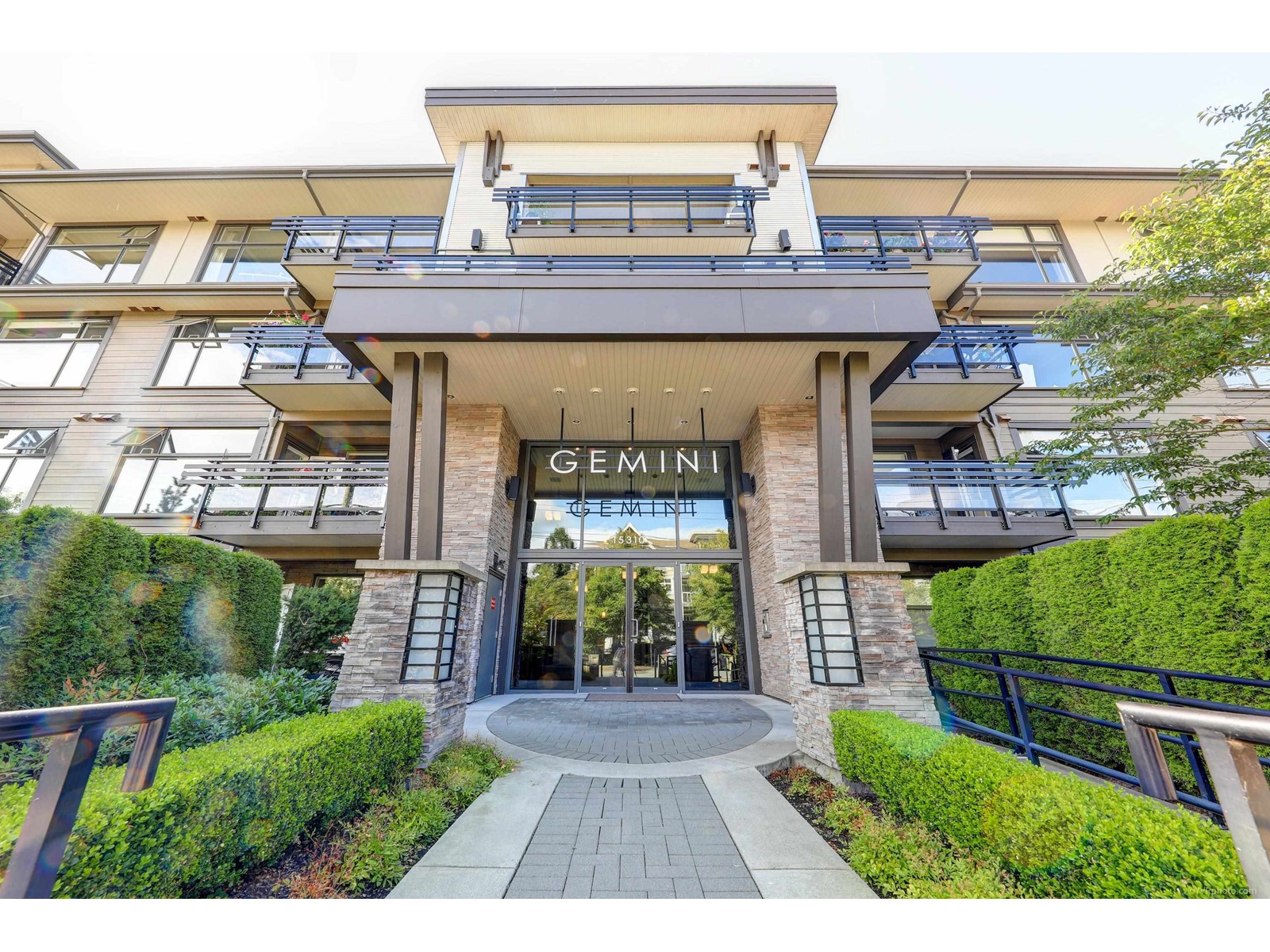 205-15310 17a Avenue, Surrey, BC, V4A 1V3