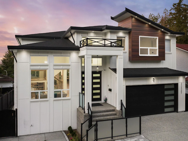 20527 Grade Crescent, Langley, BC, V3A 4K1