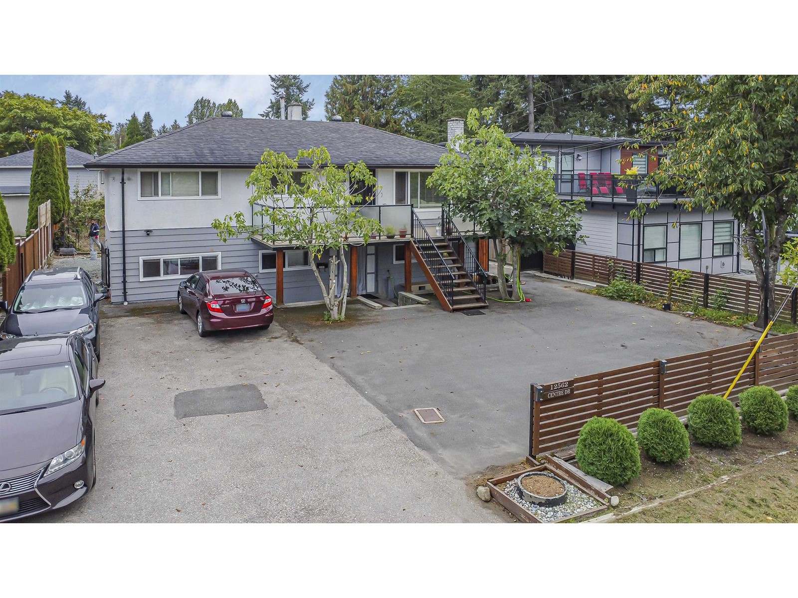12562 Centre Drive Drive, Surrey, BC, V3V 3C1