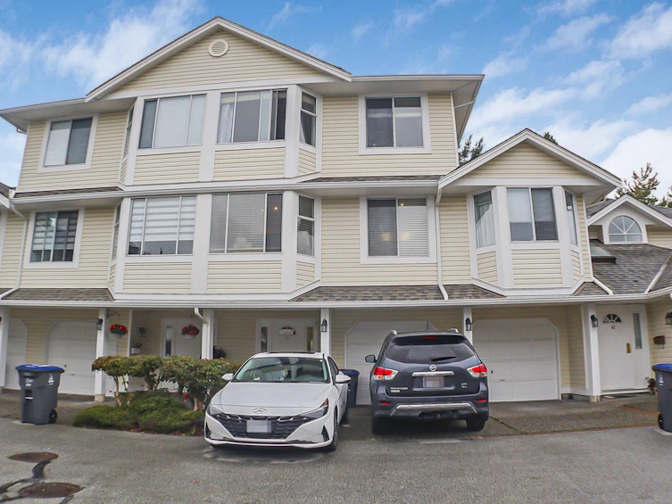 40-7955 122 Street, Surrey, BC, V3W 4T4