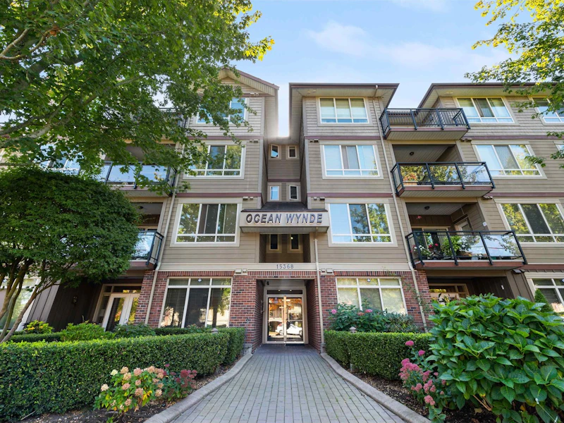 402 - 15368 17a Avenue, Surrey BC V4A 1V3